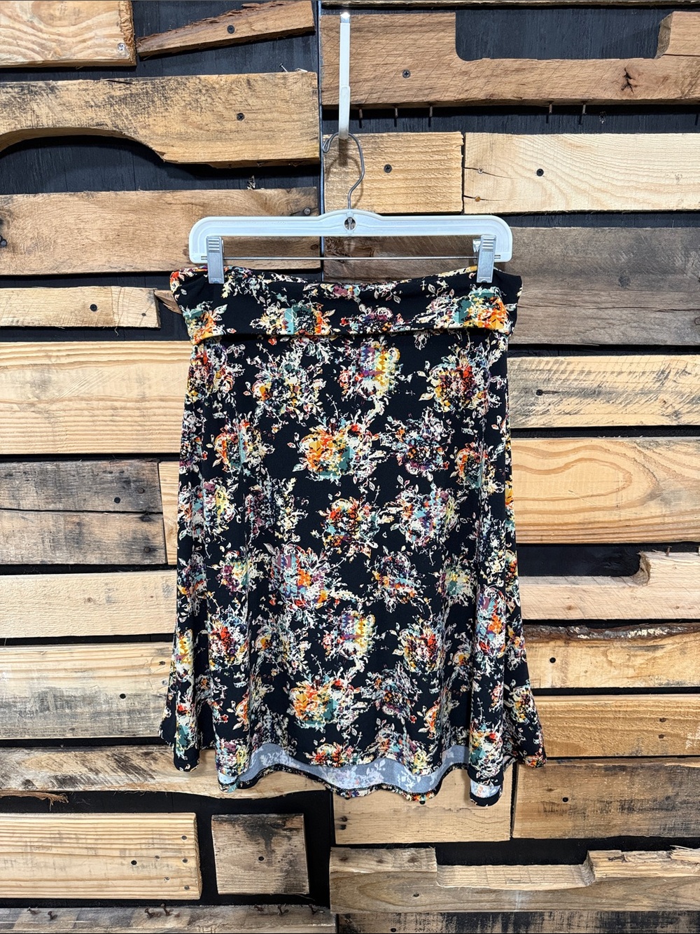 LuLaRoe‎ Floral Midi Skirt • Foldable Yoga Waistband • A-line Size Medium
